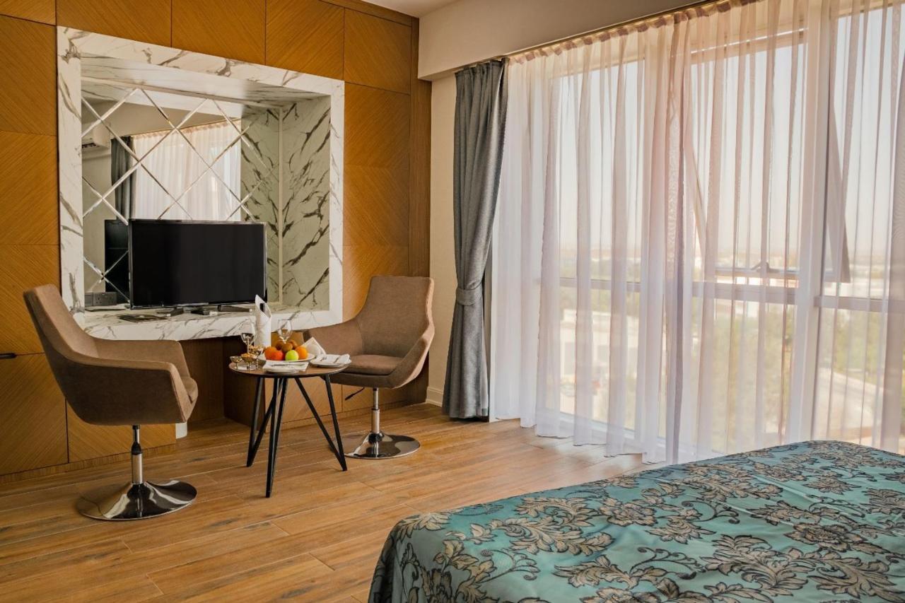 Novel Centre Point Hotel Famagusta  Exterior foto