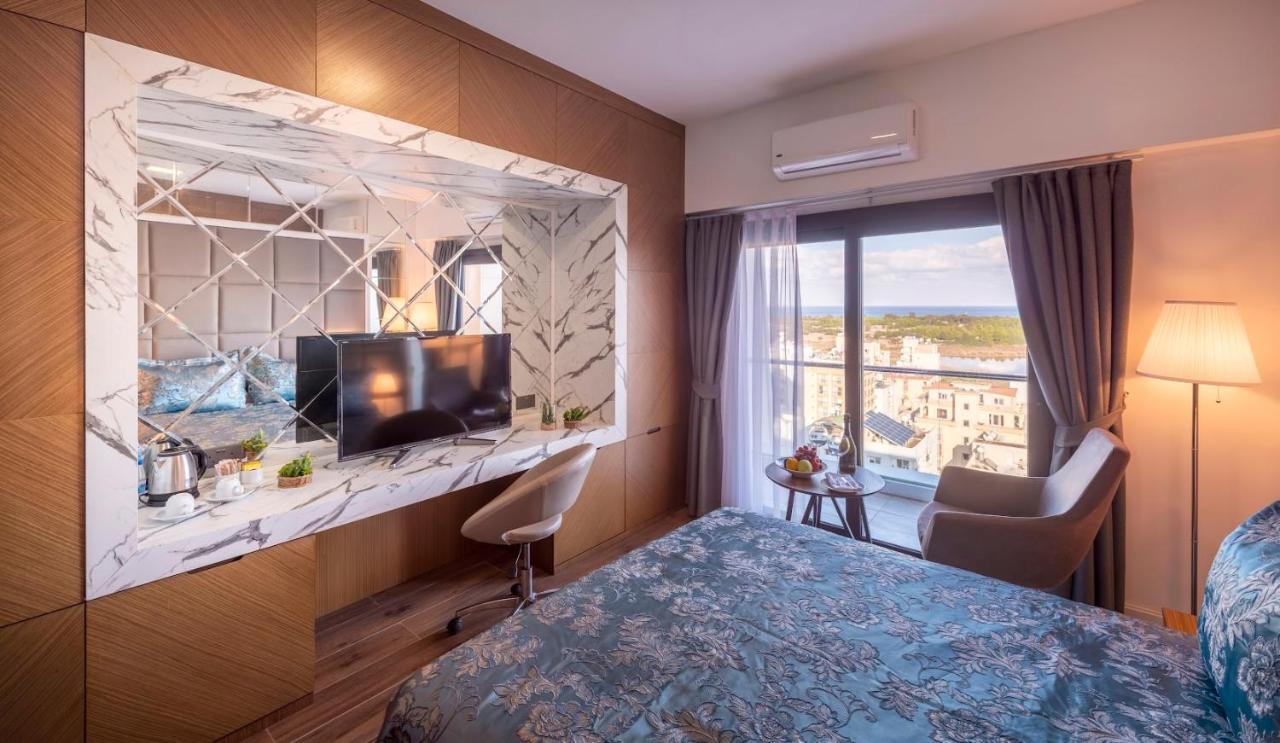 Novel Centre Point Hotel Famagusta  Exterior foto